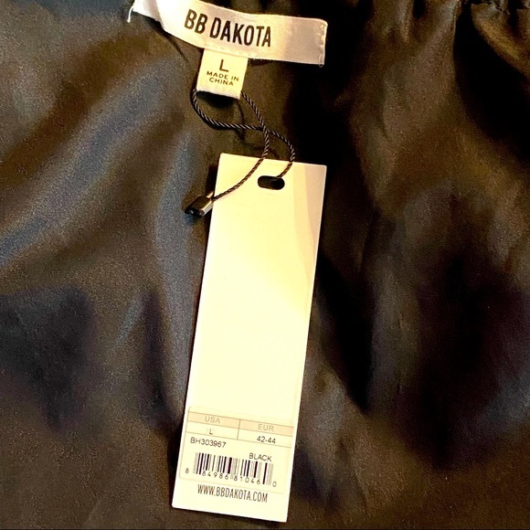 NWT BB Dakota Off the Shoulder Floral Romper - Picture 15 of 17